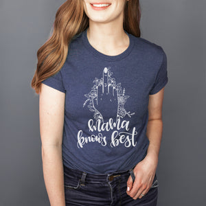 Mama Knows Best - Unisex Tee | White ink